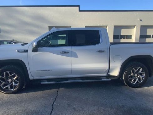 Used 2023 GMC Sierra 1500 SLT w/ SLT Premium Plus Package image 5