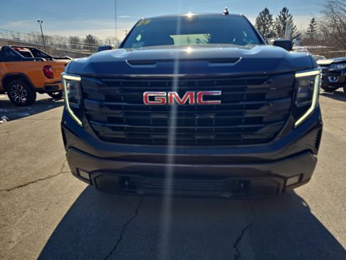 Used 2023 GMC Sierra 1500 Elevation image 10