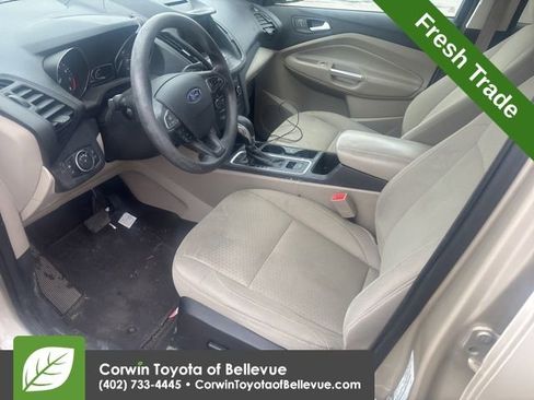 Used 2018 Ford Escape SE w/ SE Sync 3 Package image 12