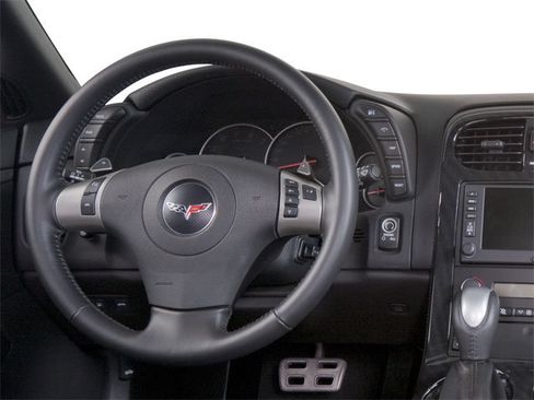Used 2013 Chevrolet Corvette Grand Sport w/ 2LT Preferred Equipment Group RWD image 9