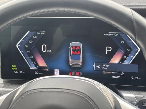 Certified 2024 BMW i7 xDrive60 image 10