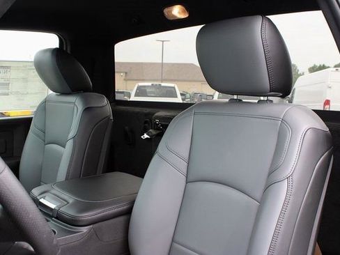 New 2024 RAM 3500 Tradesman w/ Chrome Appearance Group image 15