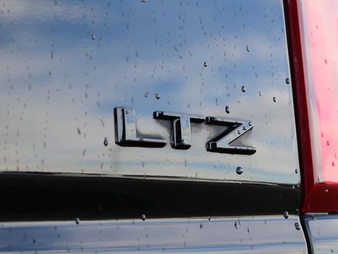 Used 2023 Chevrolet Silverado 2500 LTZ w/ LTZ Plus Package image 30