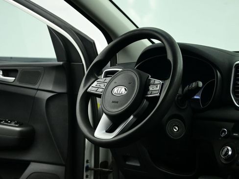 Certified 2020 Kia Sportage LX image 39