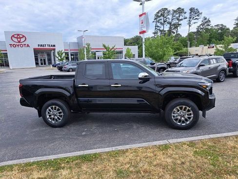 New 2026 Toyota Tacoma Limited AWD/4WD image 5