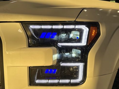 Used 2016 Ford F150 XLT w/ XTR Package image 13