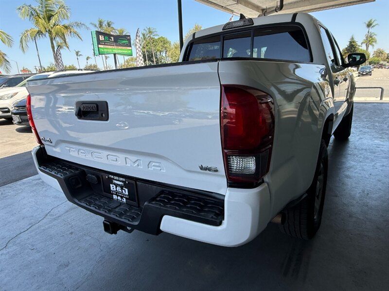 Used 2019 Toyota Tacoma SR AWD/4WD image 13