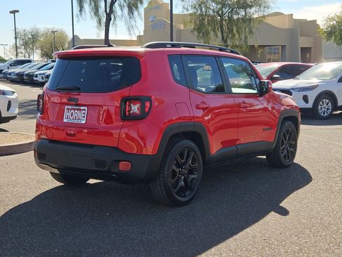 Used 2018 Jeep Renegade Altitude w/ Popular Equipment Group image 5