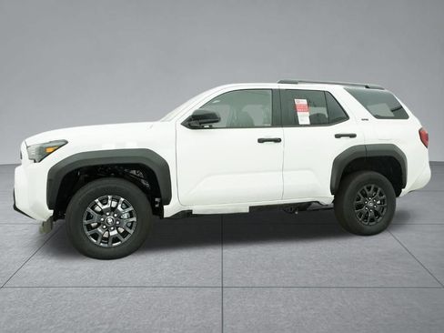 Used 2026 Toyota 4Runner SR5 AWD/4WD image 22