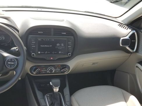 Certified 2024 Kia Soul LX FWD image 12