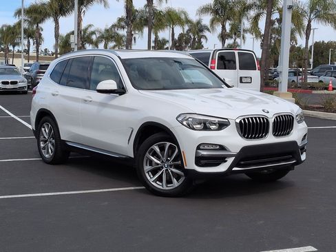 Used 2019 BMW X3 xDrive30i w/ Luxury Package image 2