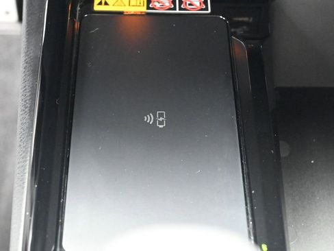 Used 2025 Toyota Camry XSE image 25