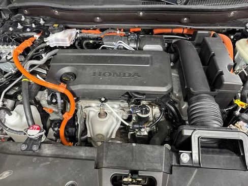 Used 2025 Honda CR-V Sport Touring image 9