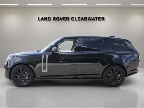 Used 2026 Land Rover Range Rover Long Wheelbase SE AWD/4WD image 2