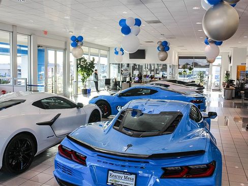 Used 2023 Chevrolet Camaro LT image 36