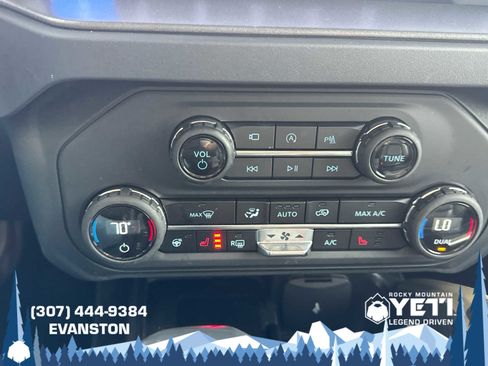 Used 2025 Ford Bronco Badlands AWD/4WD image 31