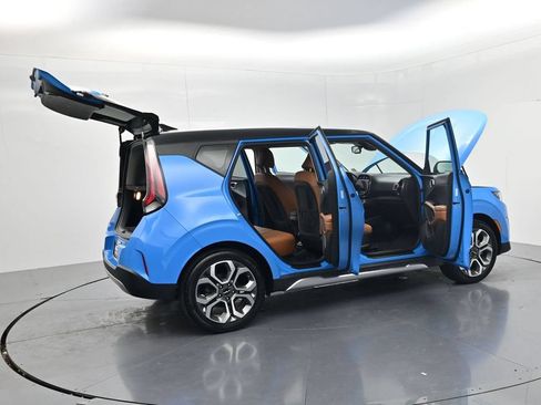 Certified 2025 Kia Soul EX FWD image 53