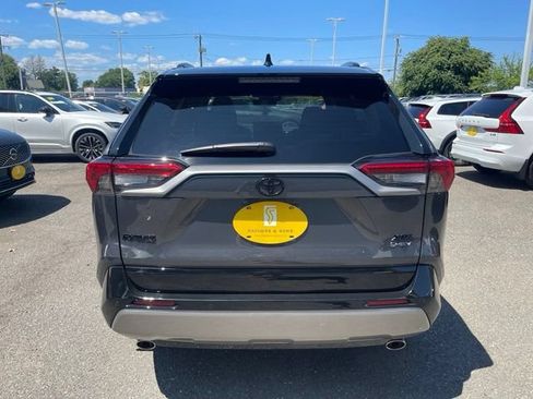 Used 2025 Toyota RAV4 XSE w/ Advanced Technology Package AWD/4WD image 6
