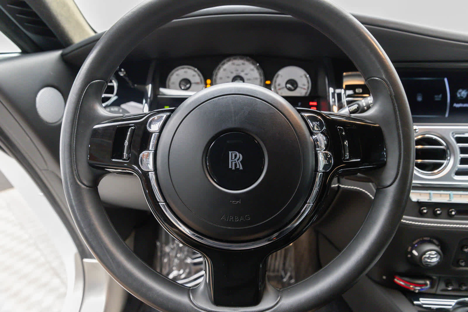 Certified 2018 Rolls-Royce Wraith RWD image 17