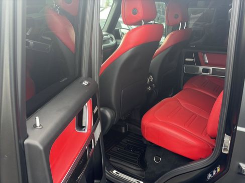 Used 2022 Mercedes-Benz G 550 image 34