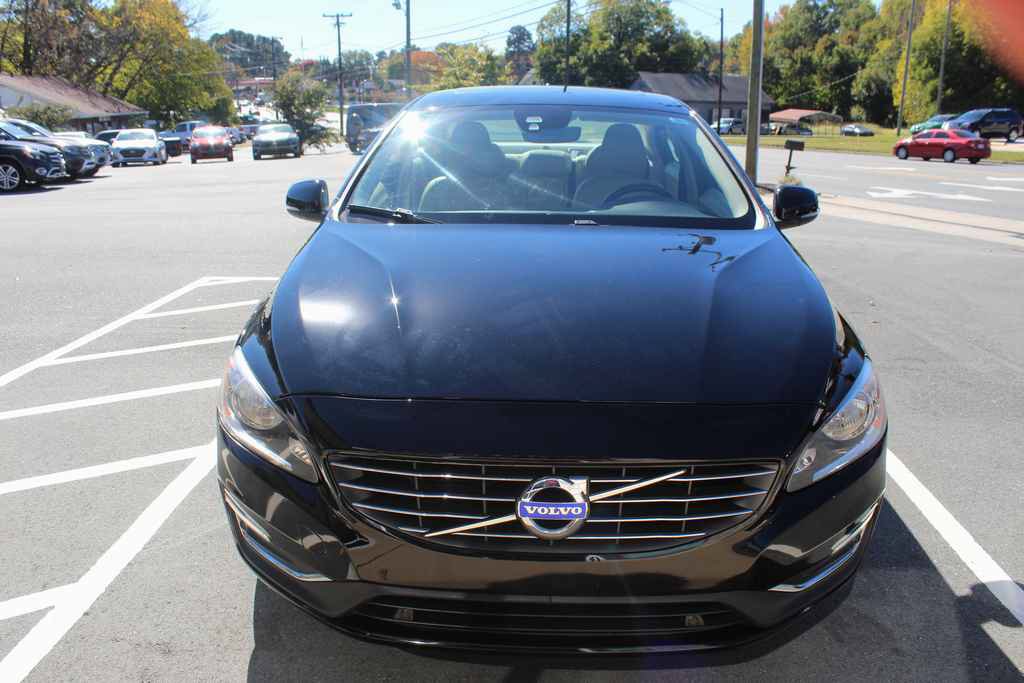 Used 2016 Volvo S60 T5 Premier w/ Convenience Package FWD image 2