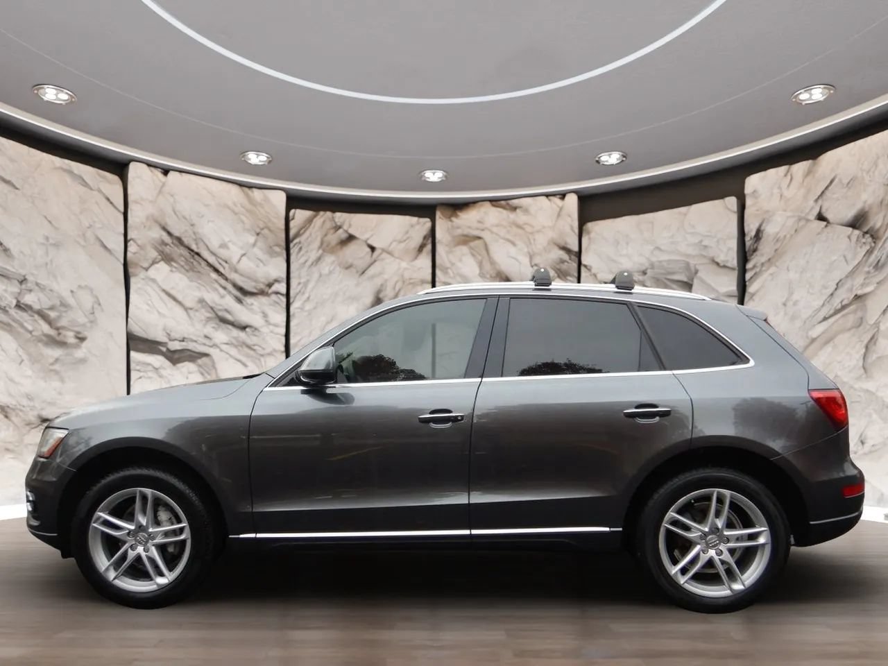 Used 2016 Audi Q5 2.0T Premium w/ Audi MMI Navigation Plus AWD/4WD image 9