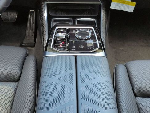 New 2026 BMW 760i xDrive w/ Executive Package AWD/4WD image 19