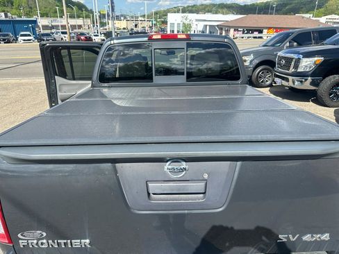 Used 2014 Nissan Frontier SV w/ SV Value Truck Package AWD/4WD image 20