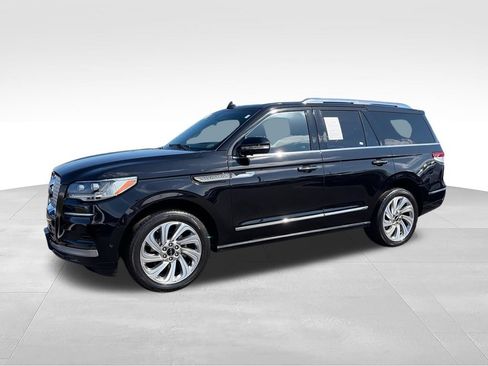 Used 2024 Lincoln Navigator Reserve AWD/4WD image 1