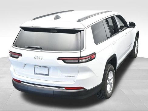 Used 2024 Jeep Grand Cherokee L Laredo w/ Luxury Tech Group I image 43