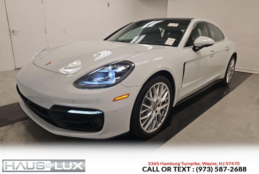 Used 2021 Porsche Panamera w/ Premium Package RWD image 3