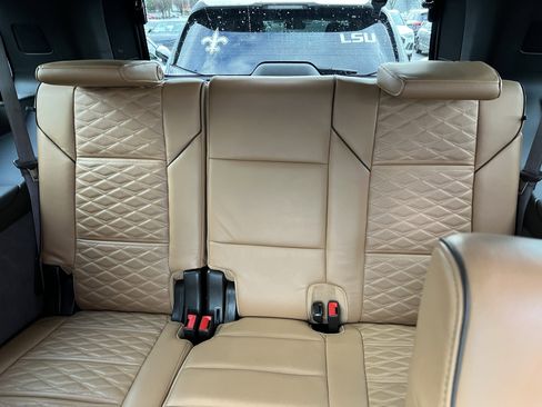 Used 2021 Cadillac Escalade Premium Luxury w/ Driver Assist Tech Package image 34