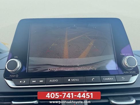 Used 2025 Nissan Altima 2.5 SV FWD image 19