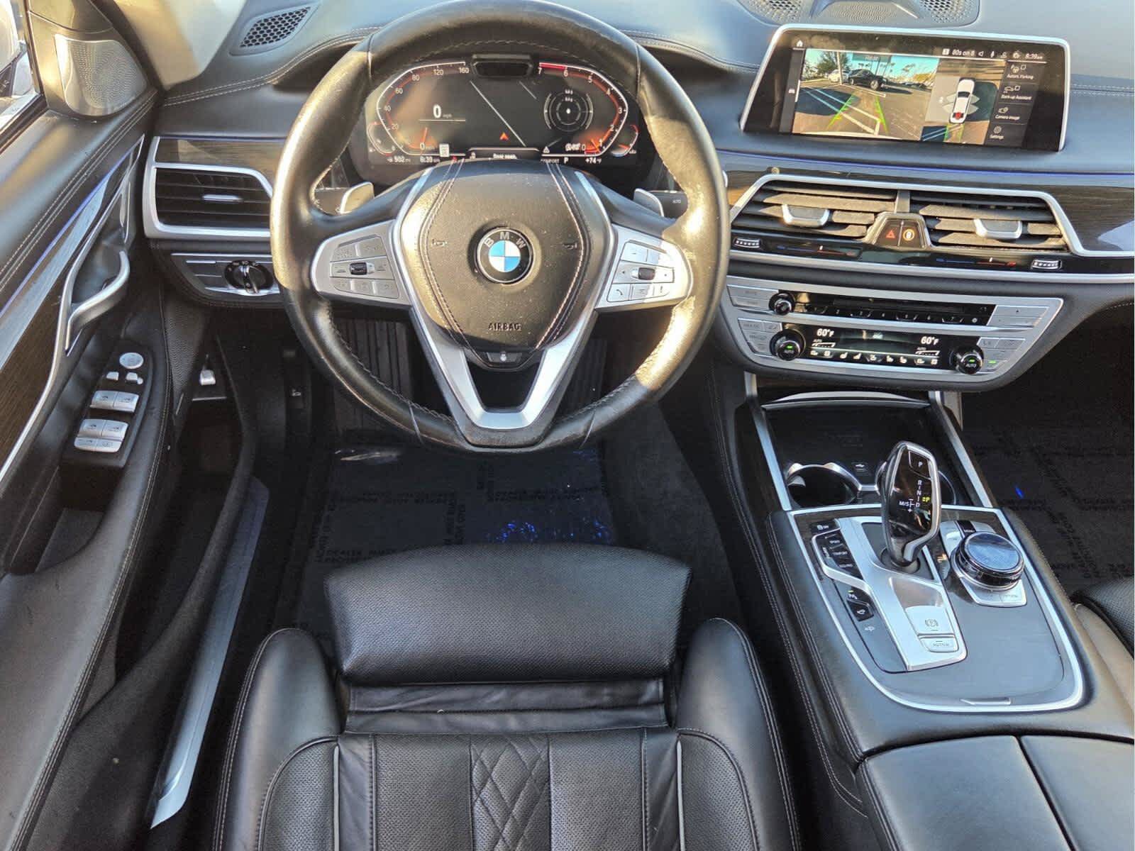 Used 2020 BMW 750i xDrive w/ Executive Package AWD/4WD image 11