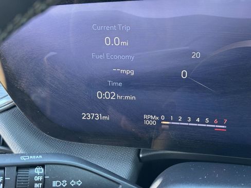 Used 2025 Buick Enclave Preferred image 28