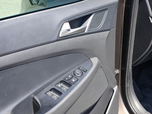 Used 2020 Hyundai Tucson Limited image 12