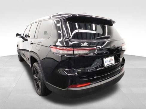 Used 2022 Jeep Grand Cherokee L Laredo image 8