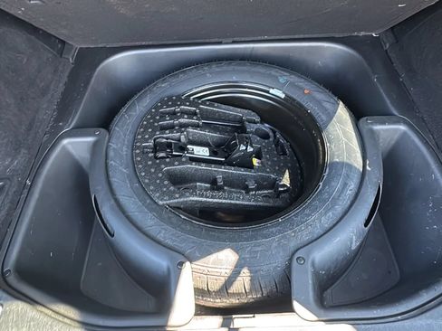 Used 2018 Jeep Grand Cherokee High Altitude AWD/4WD image 18