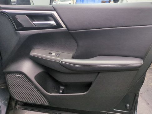 Used 2025 Mitsubishi Outlander SE AWD/4WD image 30