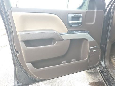 Used 2017 Chevrolet Silverado 1500 LTZ Z71 w/ LTZ Plus Package image 24