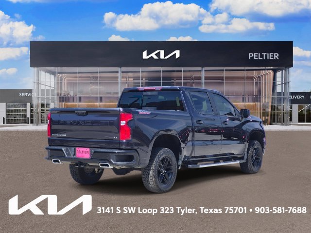 Used 2024 Chevrolet Silverado 1500 LT Trail Boss w/ LT Trail Boss Premium Package AWD/4WD image 6