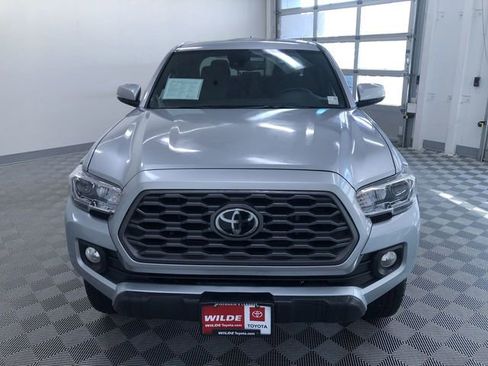 Used 2023 Toyota Tacoma TRD Off-Road image 9