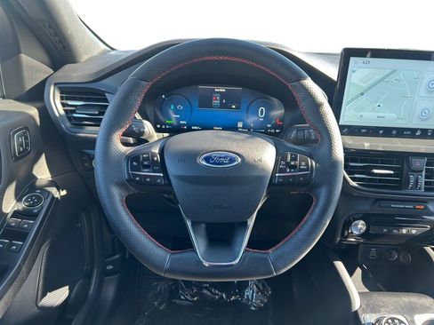 Used 2026 Ford Escape ST-Line Elite w/ Premium Technology Package image 14