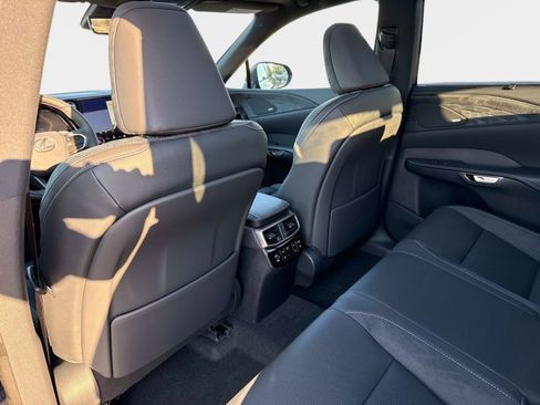 New 2026 Lexus RX 350 AWD/4WD image 13