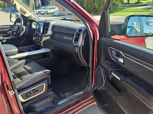 Used 2020 RAM 1500 Laramie AWD/4WD image 22
