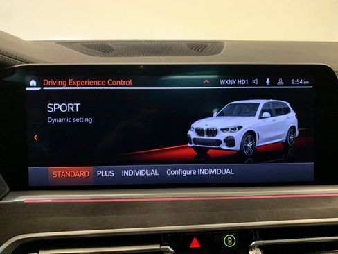 Used 2023 BMW X5 xDrive40i w/ M Sport Package AWD/4WD image 41