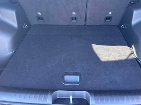 Certified 2021 Jeep Cherokee Latitude Plus image 10