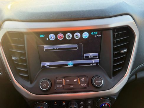 Used 2017 GMC Acadia Denali w/ Technology Package AWD/4WD image 26
