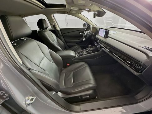 Used 2023 Honda Accord Touring image 27