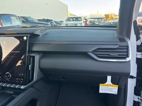 New 2026 GMC Acadia Elevation w/ Black Edition FWD image 21